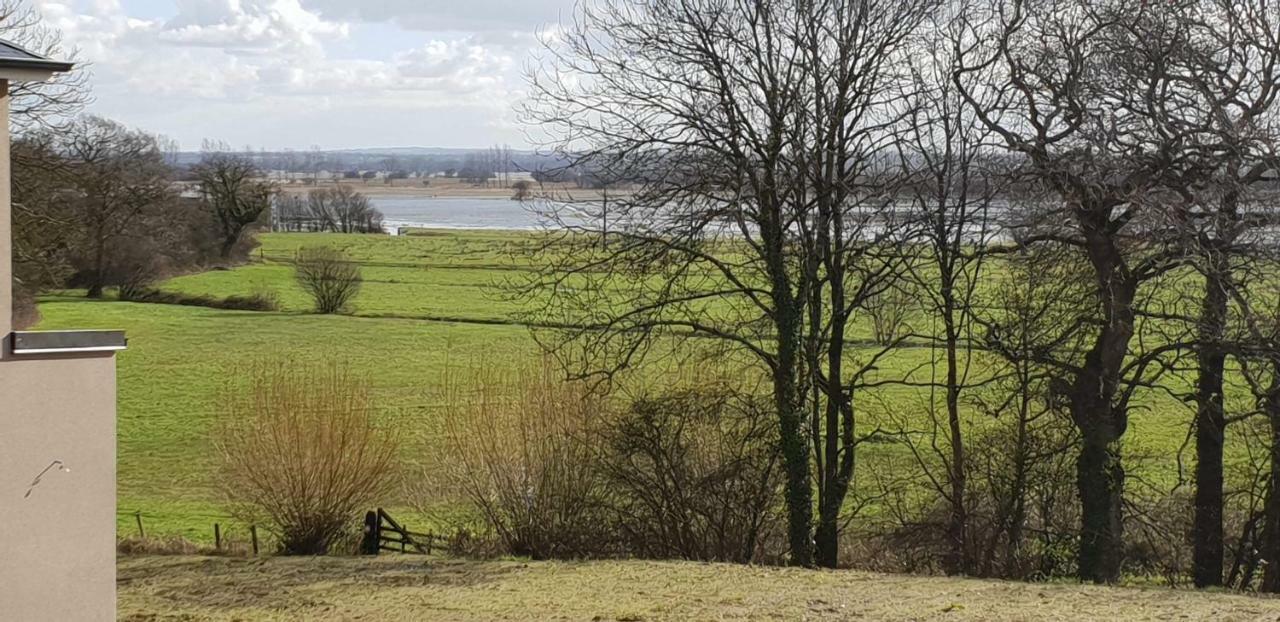 Meuble 3 Etoiles, Proche Plages Debarquement Dans Les Marais Du Cotentin A Carentan Kültér fotó